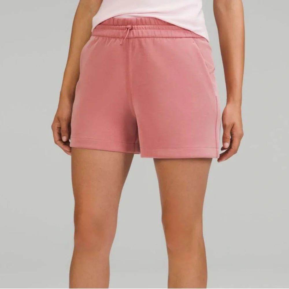 Lululemon Softstreme High-Rise Short 4